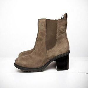 🌻NEW w/tags Vionic Truckee Women’s Brown Suede Heeled Ankle Boot Size 10